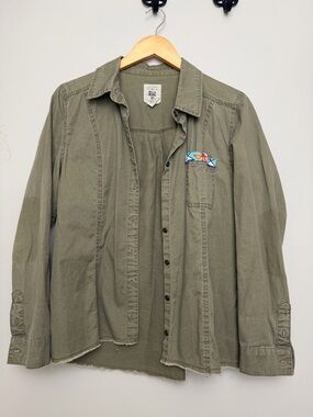 Billabong army green 100% cotton button down top